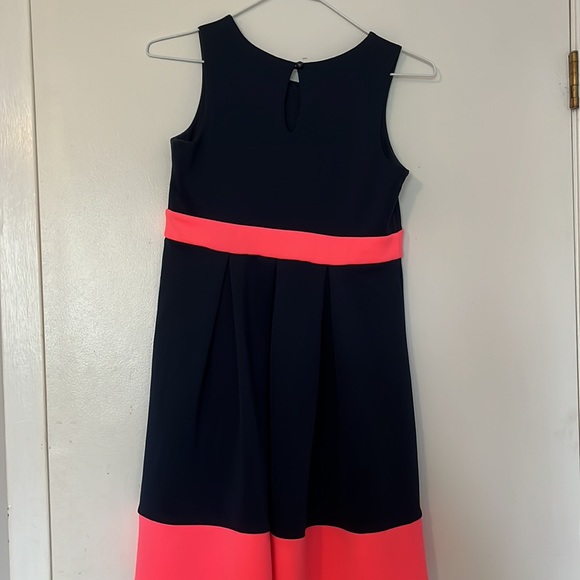 Girls Dress - Picture 2 of 3